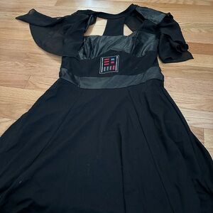Women’s Darth Vadar Halloween costume with matching headband